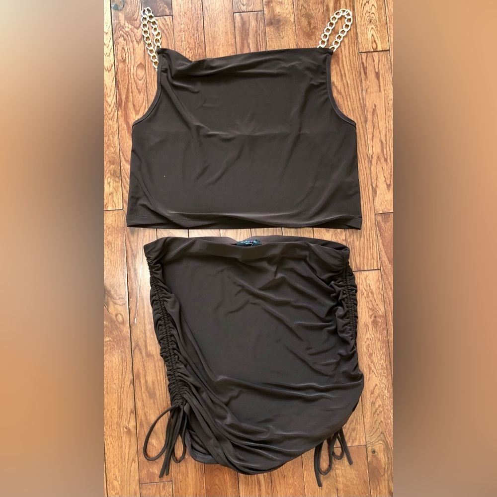2 piece set